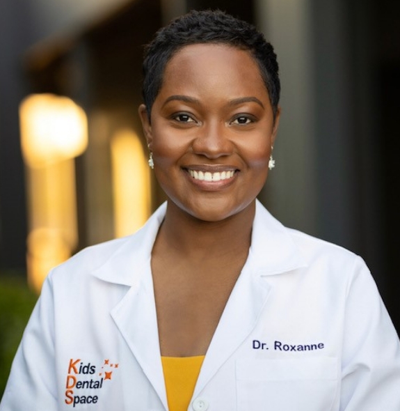 Towson Maryland pediatric dentist Doctor Roxanne Clarke